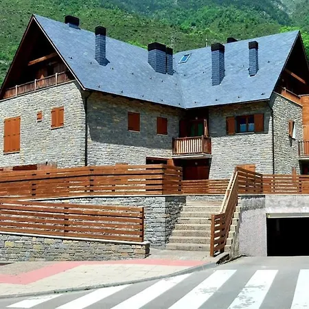 Check-in Casas La Rabosa * Benasque